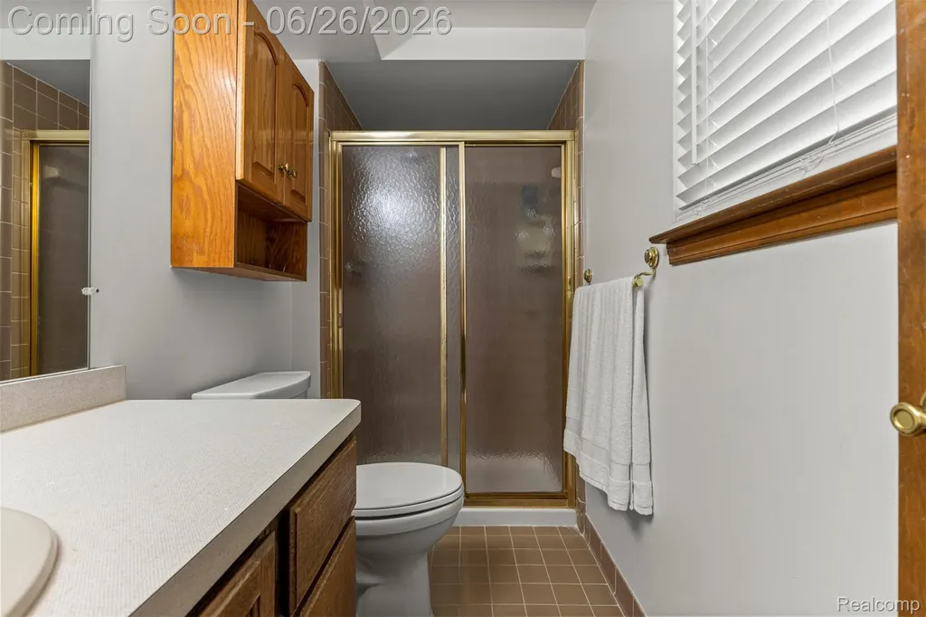 17520 Laurel Drive Livonia City MI 48152