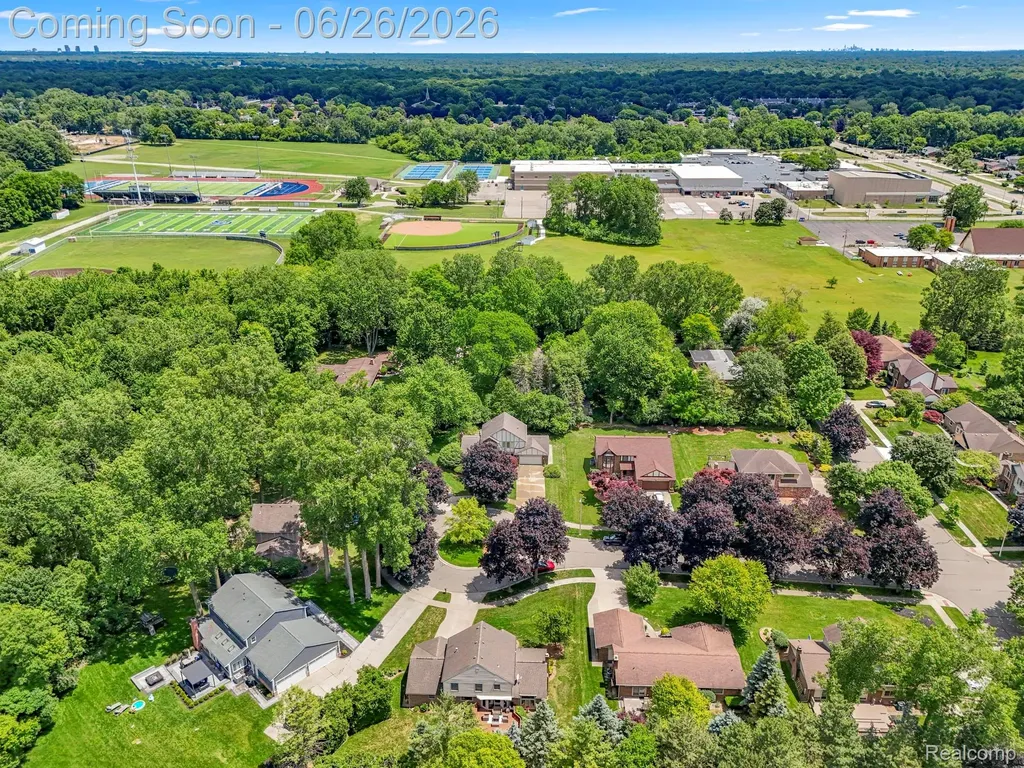 17520 Laurel Drive Livonia City MI 48152