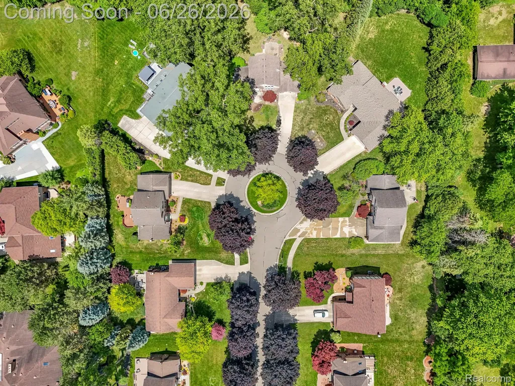 17520 Laurel Drive Livonia City MI 48152