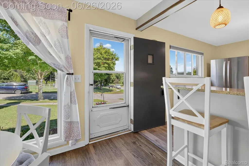 852 Manor Drive Milford Village MI 48381