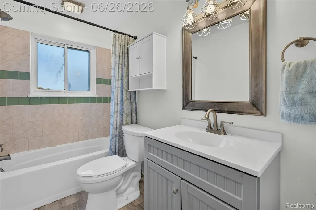 852 Manor Drive Milford Village MI 48381