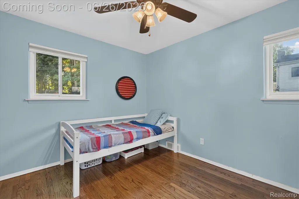 852 Manor Drive Milford Village MI 48381