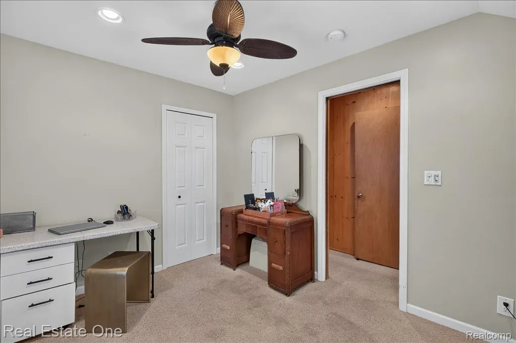 836 Pine Tree Road W Orion Charter Township MI 48362