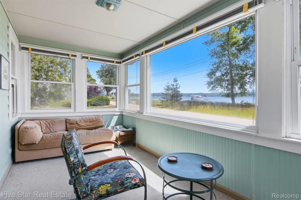2588 Lakeview Road Onekama Township MI 49675