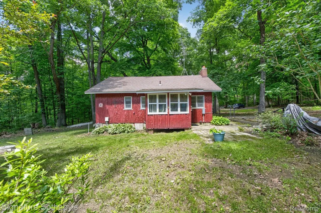 12200 Hadley Road Lyndon Township MI 48137