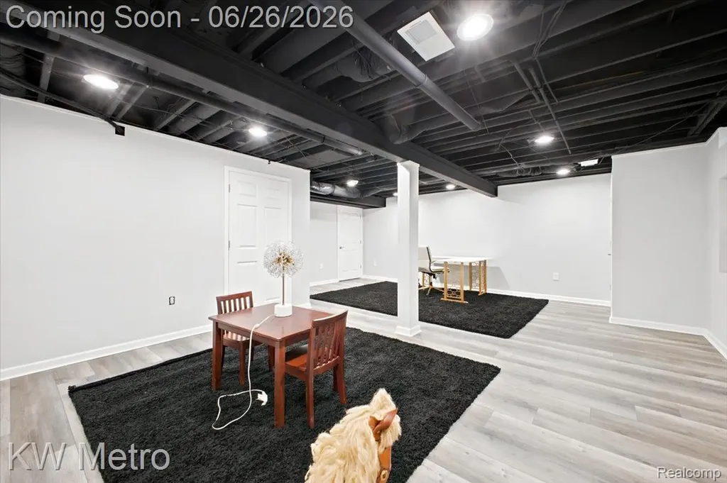 517 Macwilliams Lane Royal Oak City MI 48067