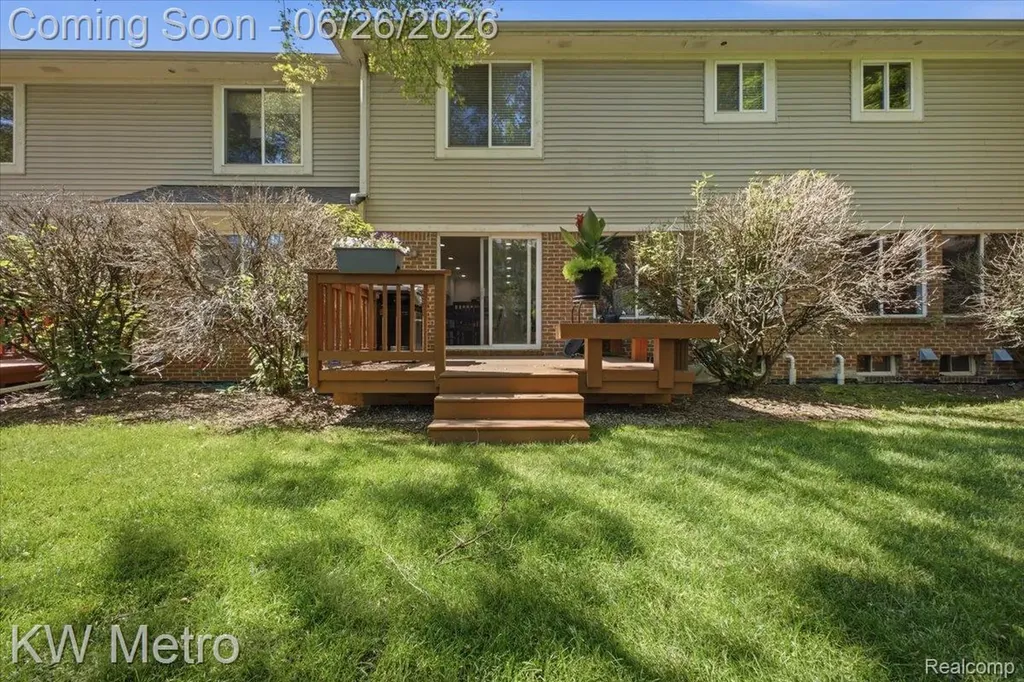 517 Macwilliams Lane Royal Oak City MI 48067