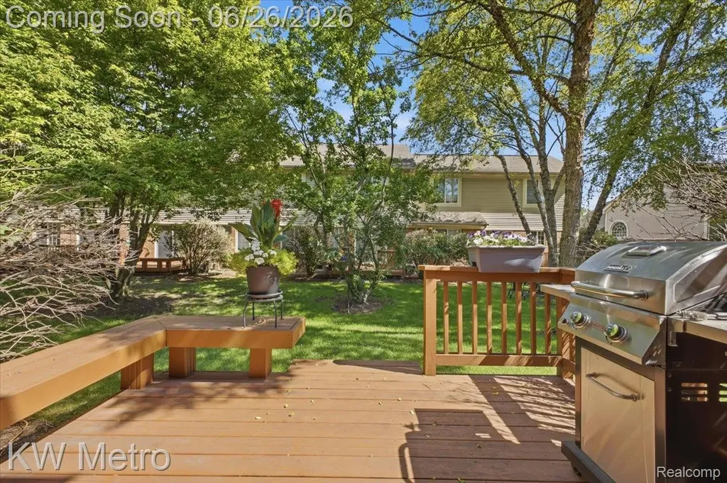 517 Macwilliams Lane Royal Oak City MI 48067