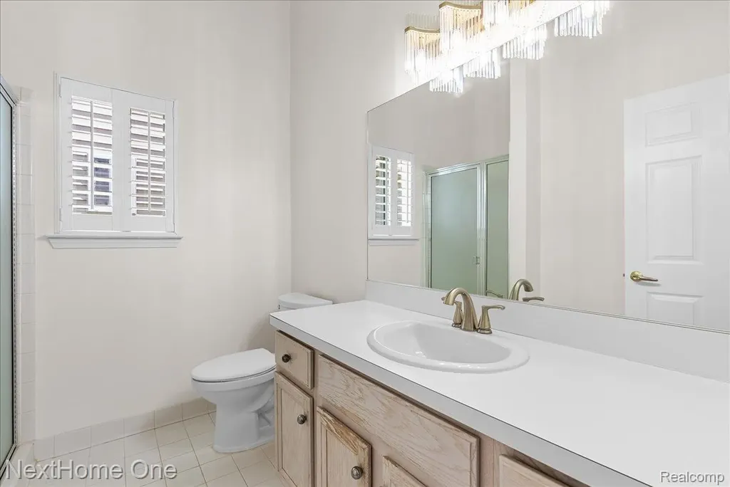 245 Winslow Circle Commerce Charter Township MI 48390