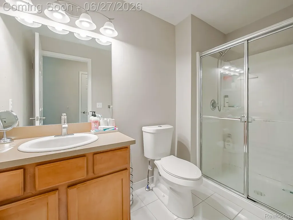 3695 Eagle Creek Drive Shelby Charter Township MI 48317