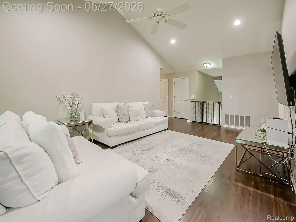 3695 Eagle Creek Drive Shelby Charter Township MI 48317