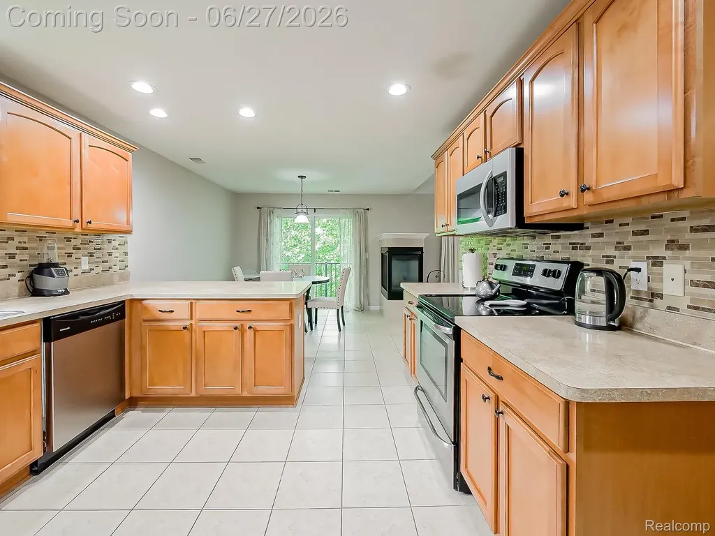 3695 Eagle Creek Drive Shelby Charter Township MI 48317