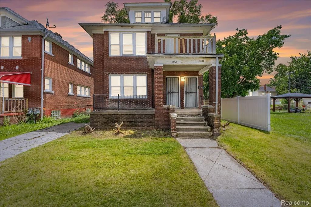 1995 Kendall Street Detroit City MI 48238