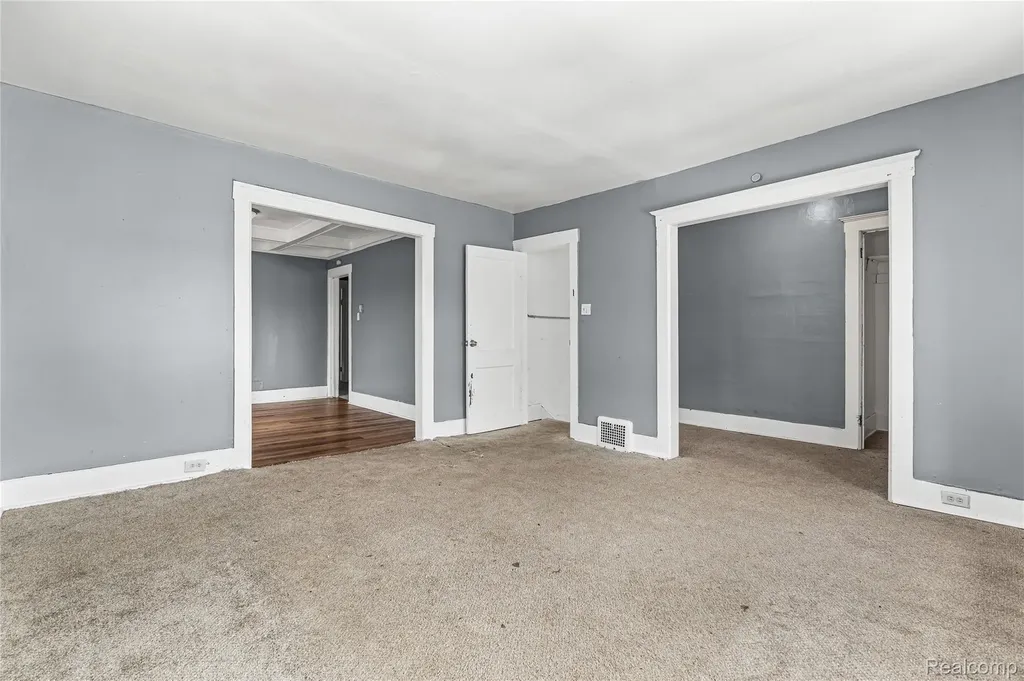 1995 Kendall Street Detroit City MI 48238