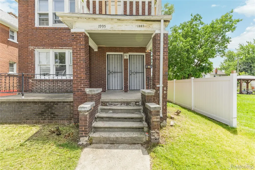 1995 Kendall Street Detroit City MI 48238