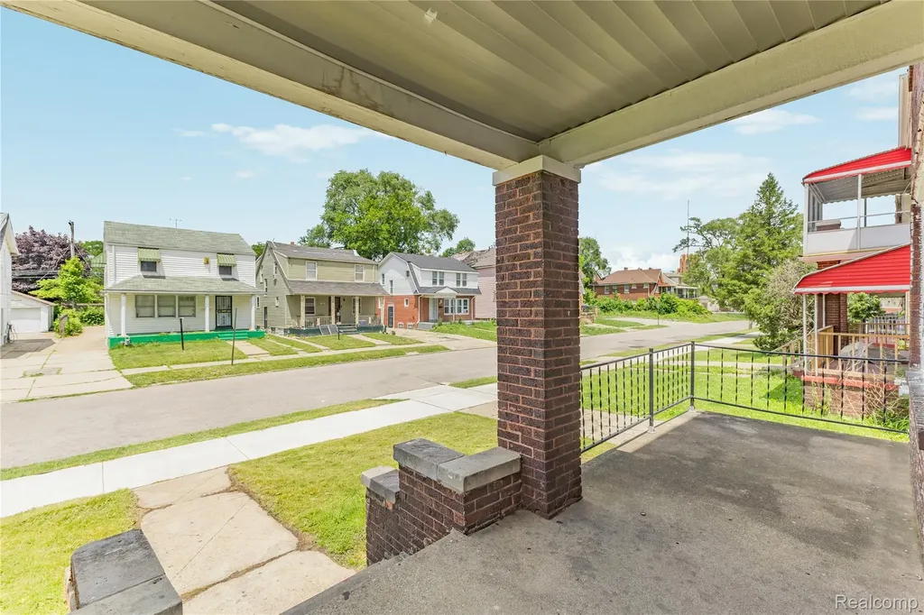 1995 Kendall Street Detroit City MI 48238