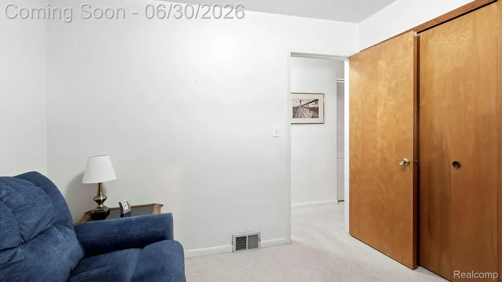 1862 Lakeview Street Trenton City MI 48183