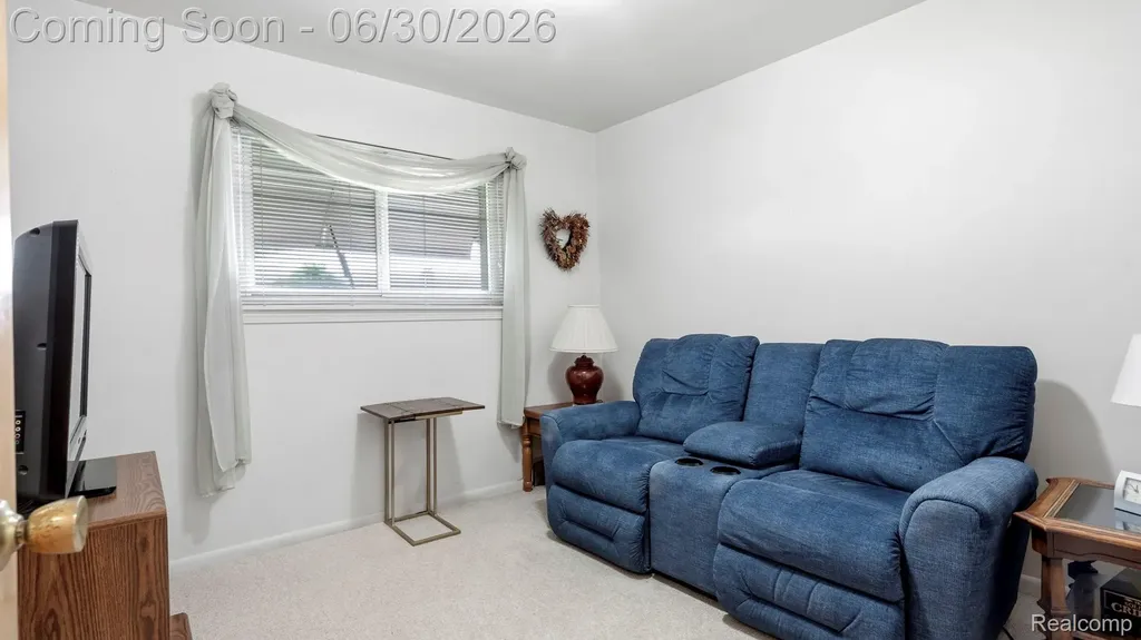 1862 Lakeview Street Trenton City MI 48183