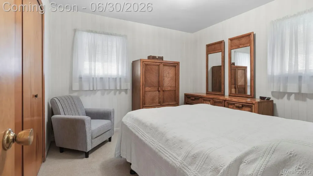 1862 Lakeview Street Trenton City MI 48183