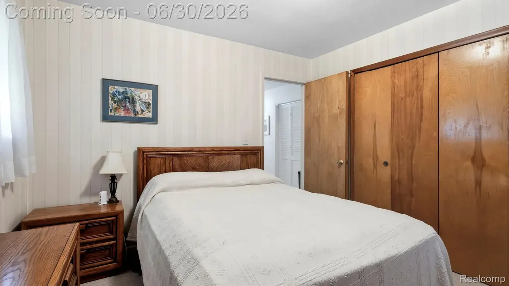 1862 Lakeview Street Trenton City MI 48183