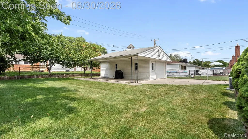 1862 Lakeview Street Trenton City MI 48183