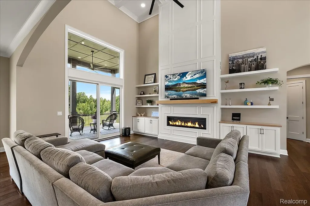 6301 Bridle Path Grand Blanc Charter Township MI 48439