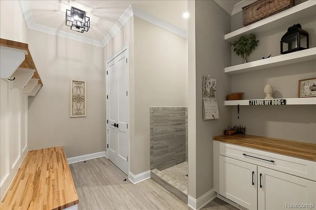 6301 Bridle Path Grand Blanc Charter Township MI 48439