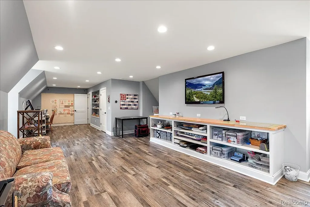 6301 Bridle Path Grand Blanc Charter Township MI 48439