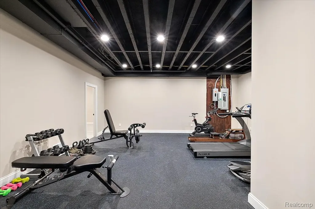 6301 Bridle Path Grand Blanc Charter Township MI 48439