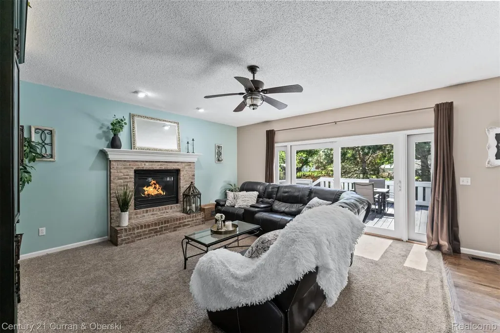 9298 Anacapa Bay Drive Hamburg Township MI 48169