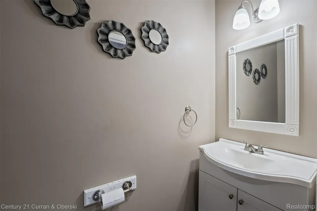 9298 Anacapa Bay Drive Hamburg Township MI 48169
