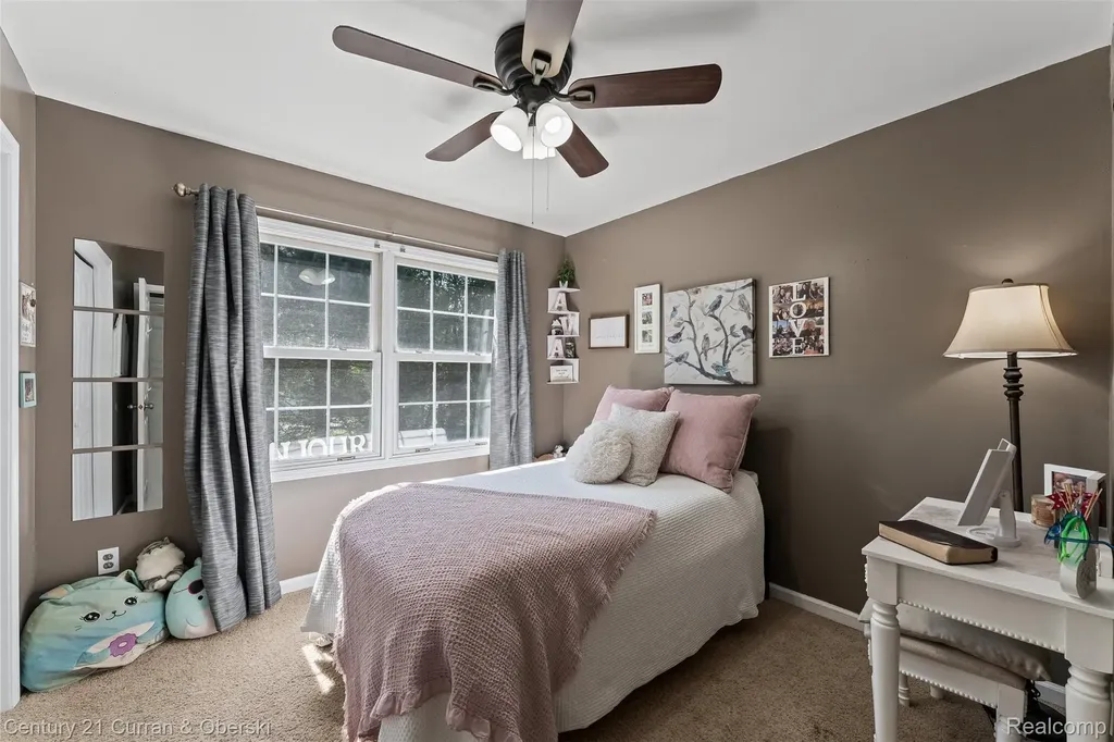 9298 Anacapa Bay Drive Hamburg Township MI 48169