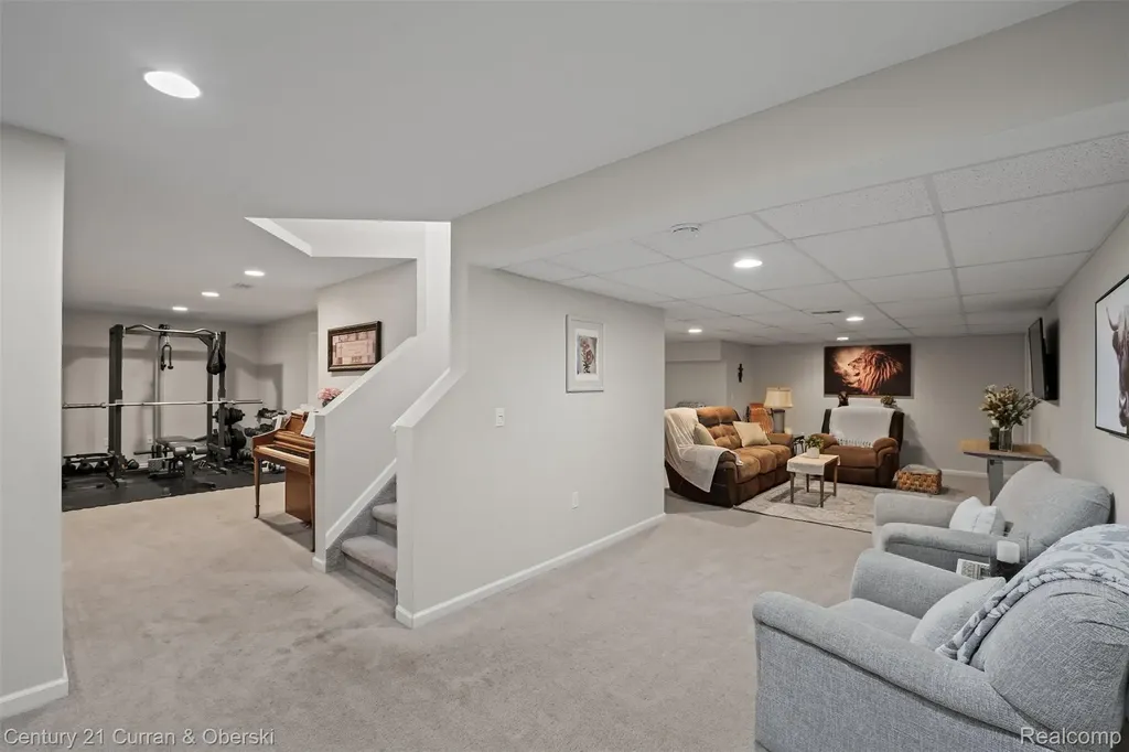 9298 Anacapa Bay Drive Hamburg Township MI 48169