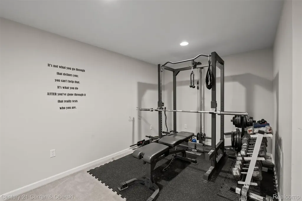 9298 Anacapa Bay Drive Hamburg Township MI 48169