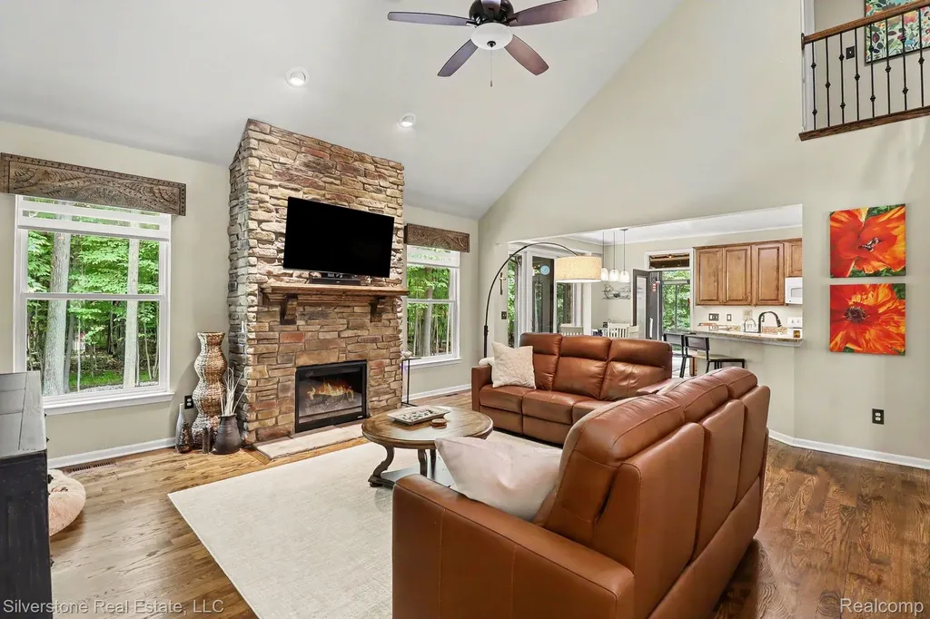 651 Wynstone Circle N Oakland Charter Township MI 48363