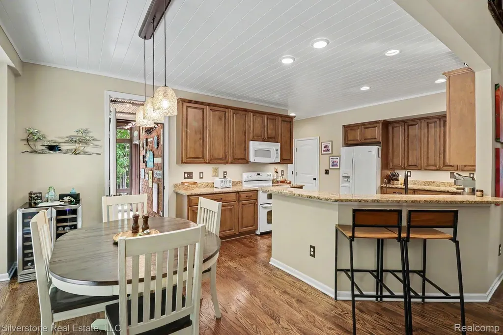 651 Wynstone Circle N Oakland Charter Township MI 48363