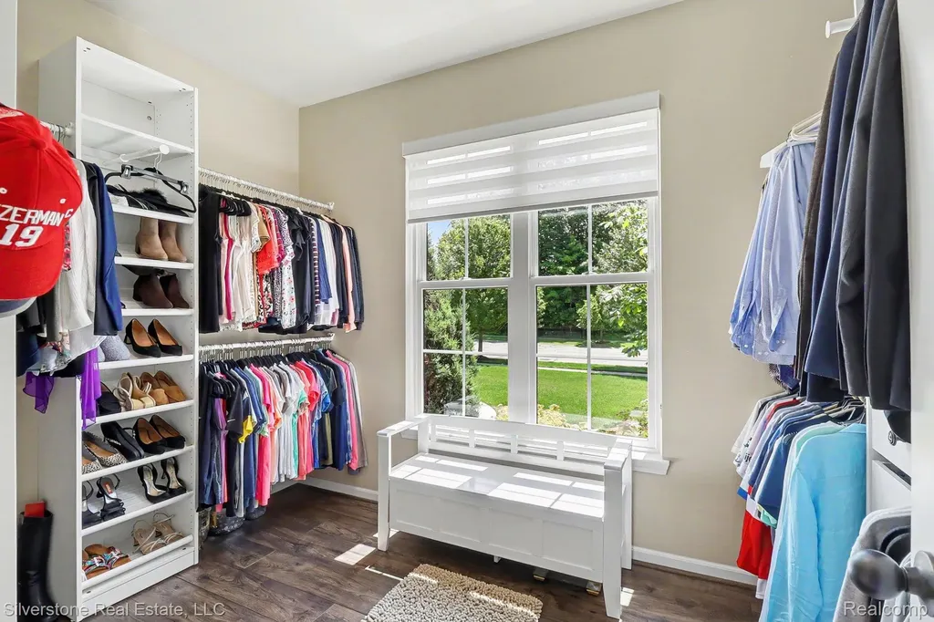 651 Wynstone Circle N Oakland Charter Township MI 48363