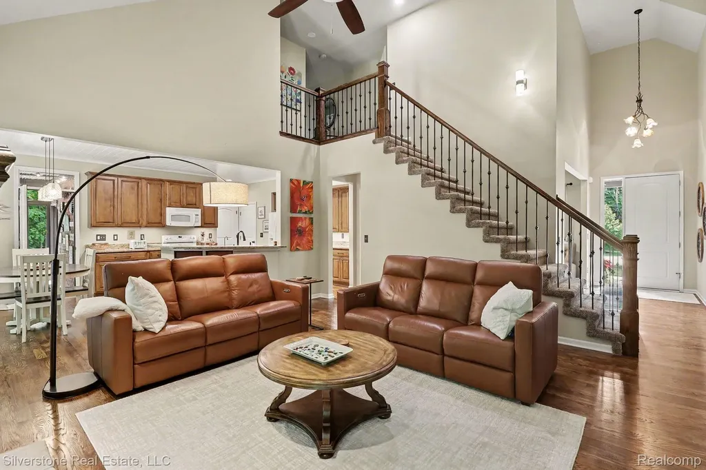 651 Wynstone Circle N Oakland Charter Township MI 48363