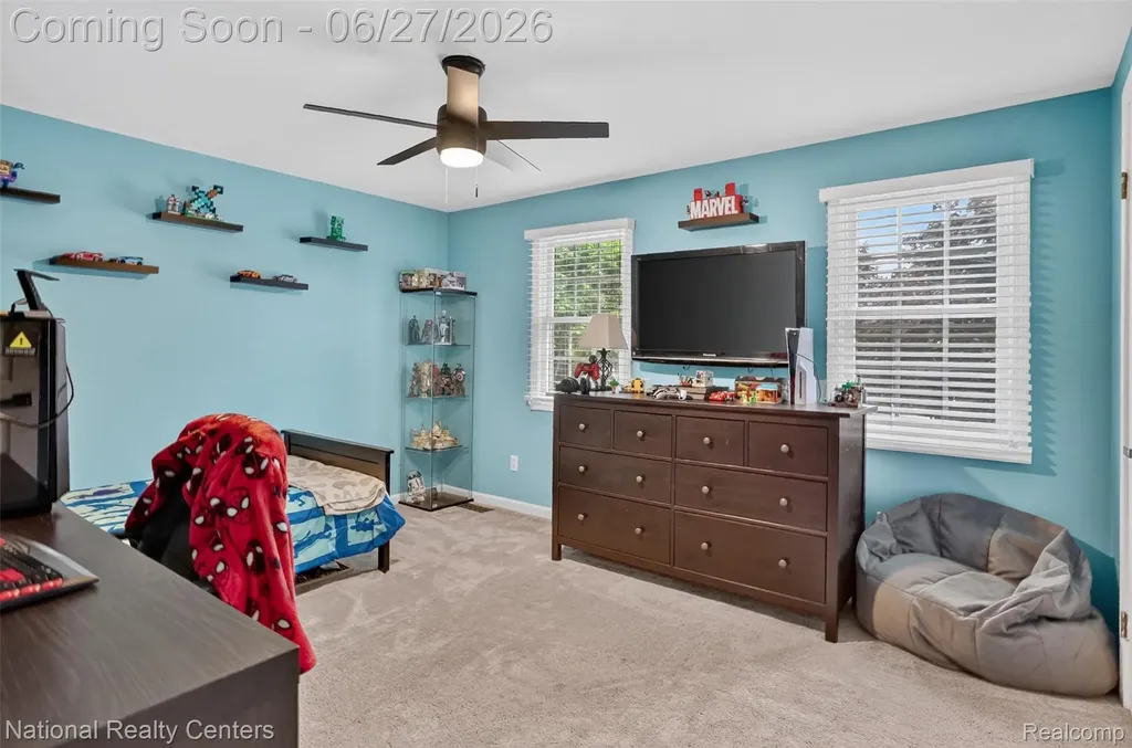 19682 Stamford Drive Livonia City MI 48152