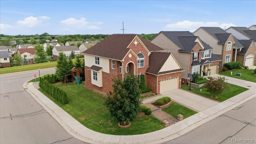 4810 E Stonegate Circle Orion Charter Township MI 48359