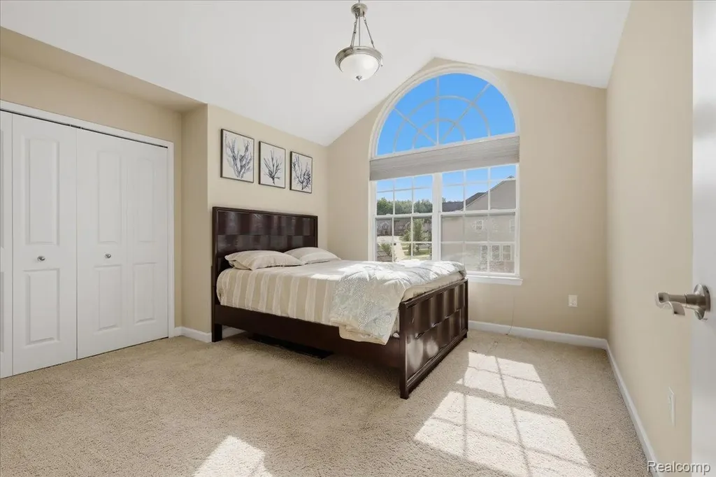 4810 E Stonegate Circle Orion Charter Township MI 48359