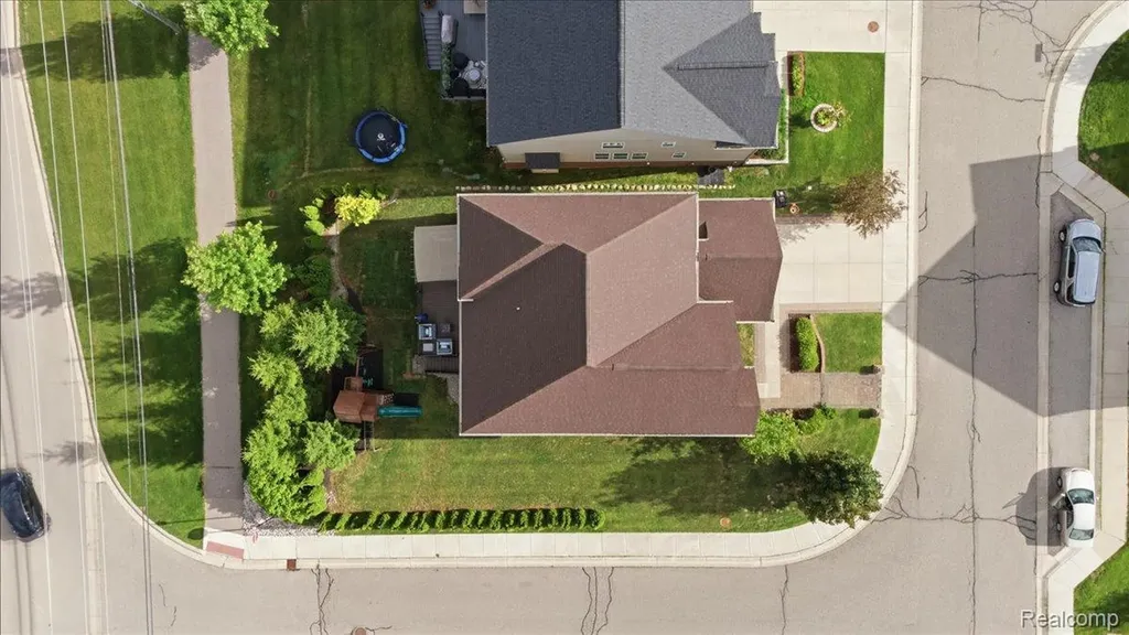 4810 E Stonegate Circle Orion Charter Township MI 48359