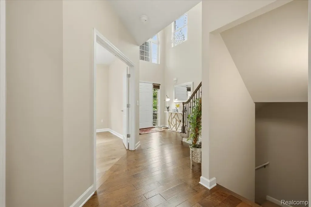 4810 E Stonegate Circle Orion Charter Township MI 48359