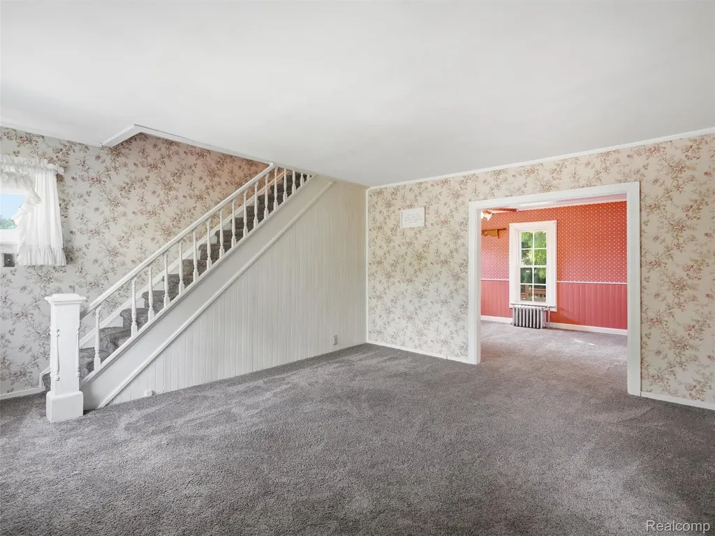 216 Bush Street Howell City MI 48843