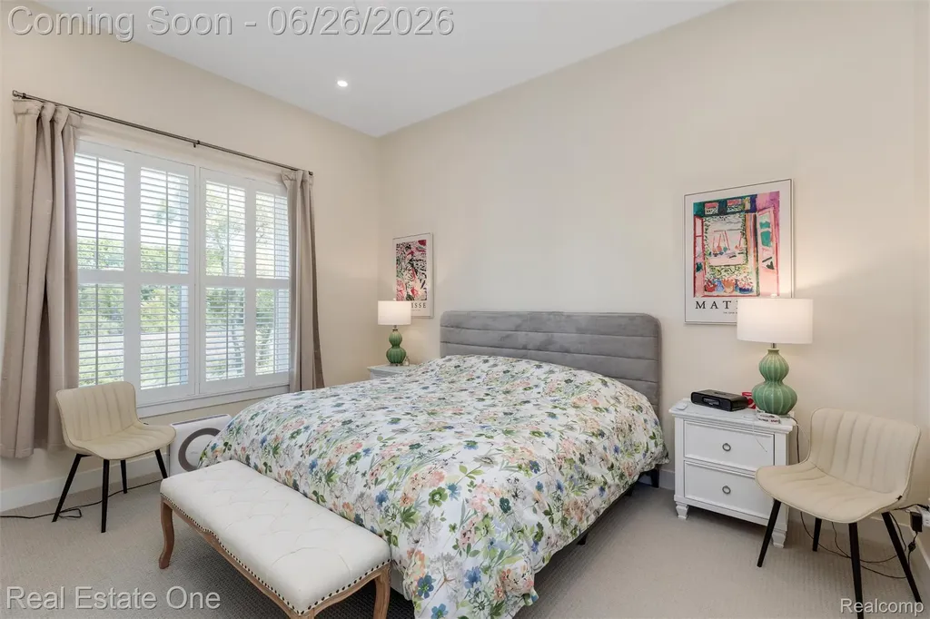 5318 Trail Vista Drive West Bloomfield Charter Township MI 48323