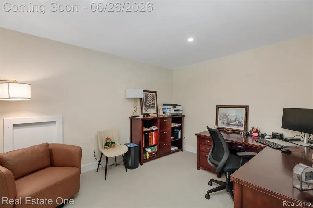 5318 Trail Vista Drive West Bloomfield Charter Township MI 48323