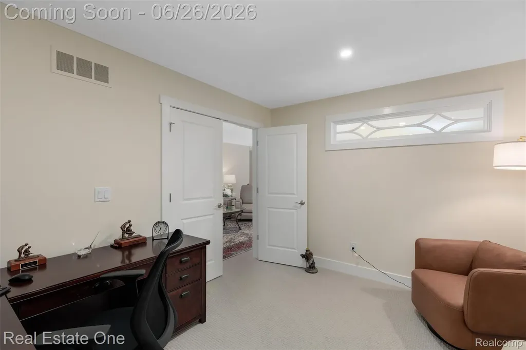 5318 Trail Vista Drive West Bloomfield Charter Township MI 48323