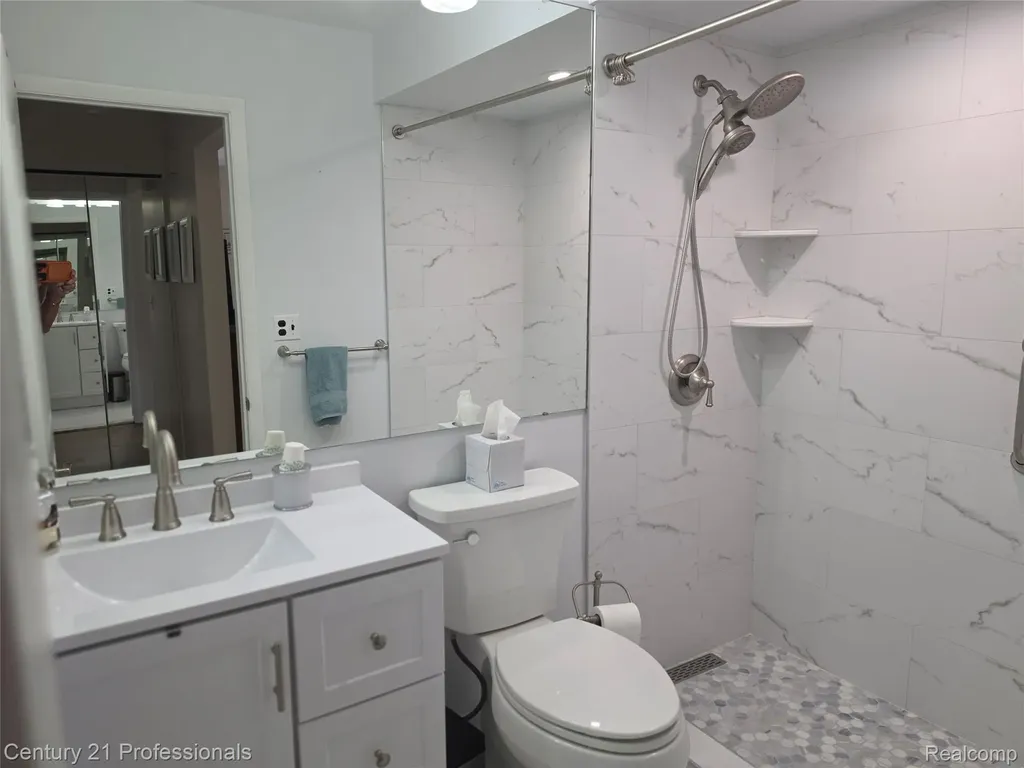 40318 Newport Drive Plymouth Charter Township MI 48170