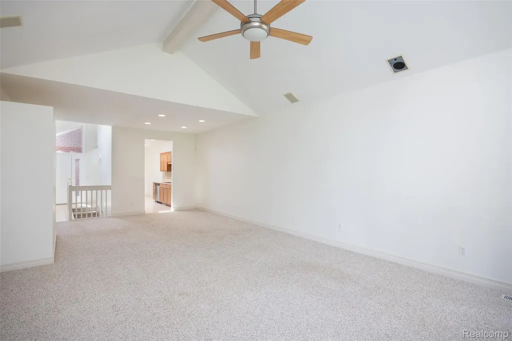 49290 Wayburn Drive Macomb Township MI 48042
