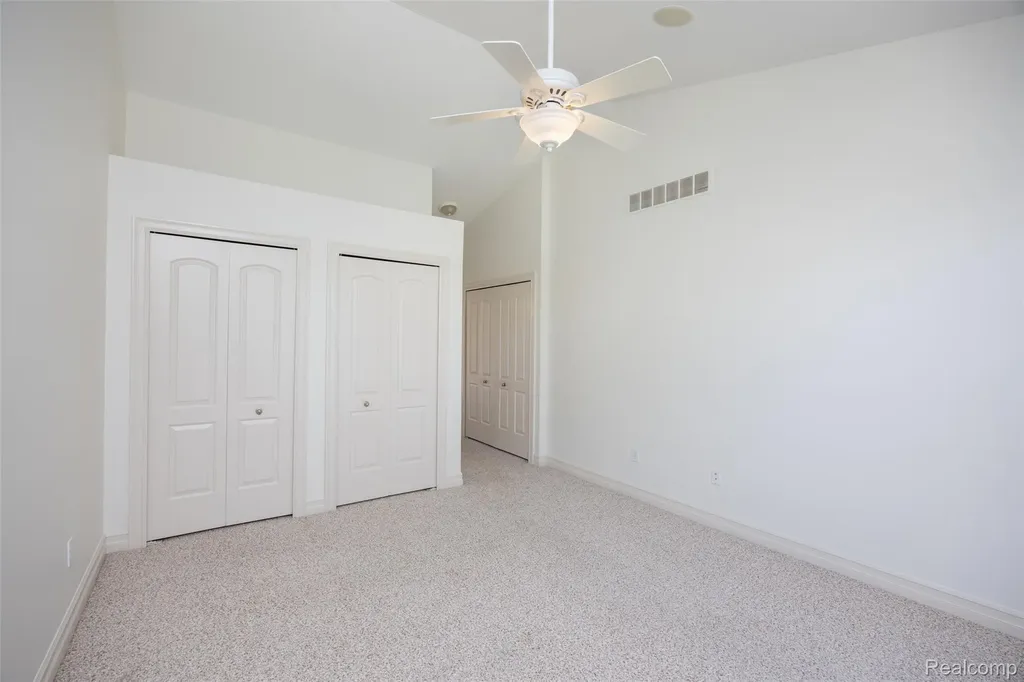 49290 Wayburn Drive Macomb Township MI 48042